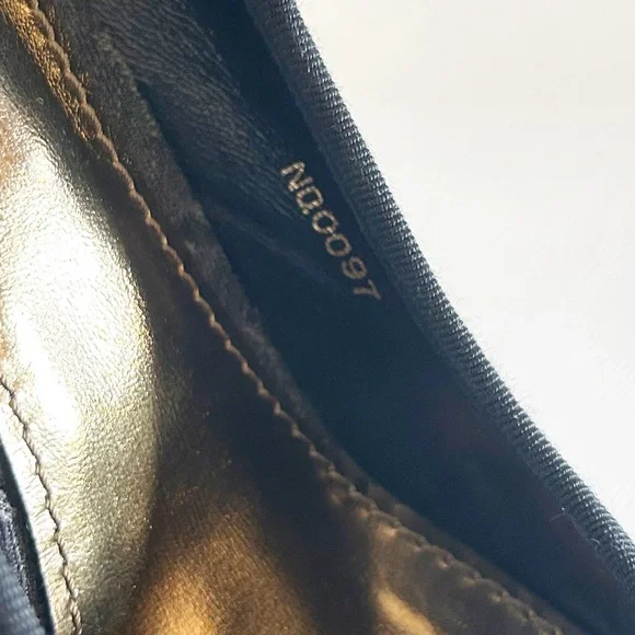 Louis Vuitton Vintage Monogram Canvas Black Gray Buckle Heels Pumps Size EU 39.5 - Picture 11 of 15